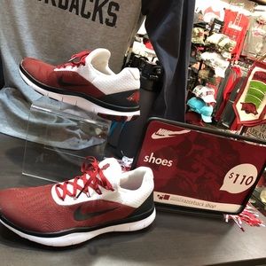 Arkansas Razorbacks NIKE Trainers - Size 10
